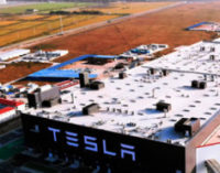 Tesla скористається коронавірусом, щоб модернізувати свої заводи