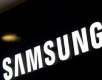 Samsung подарит 2000 смартфонов британским больницам