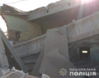 В результате обвала здания на Закарпатье пострадал житель Бердянска