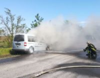 В Запорожской области на трассе во время движения загорелся автомобиль