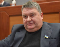 Запорожский депутат, который числится директором в фирме посла, задекларировал почти 900 тысяч гривен дохода