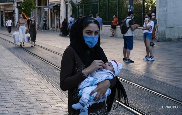 В Турции ввели обязательный масочный режим