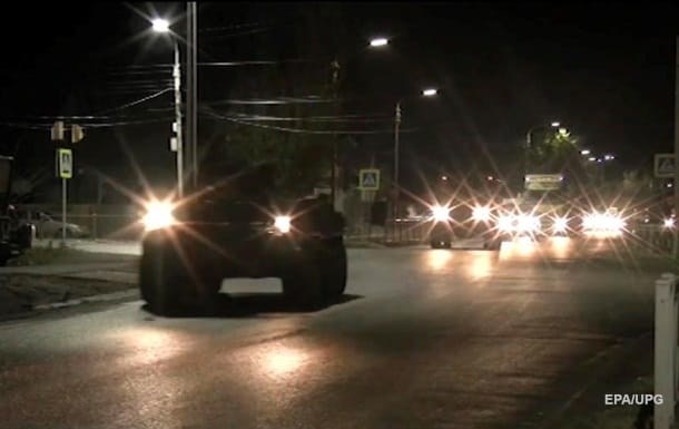 Российские миротворцы совершили марш в Карабах