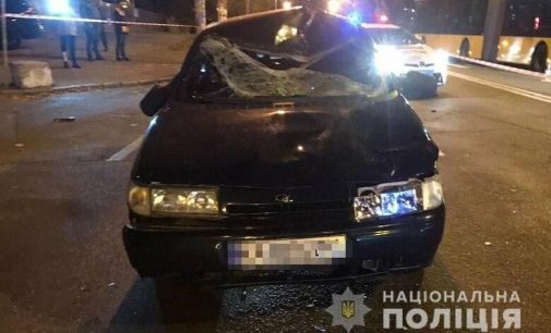 В Киеве на Нивках пьяный водитель сбил двух пешеходов — ФОТО