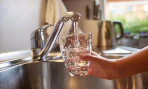 В Запорожской области снова обнаружили отклонения в питьевой воде: где опасно пить воду с крана