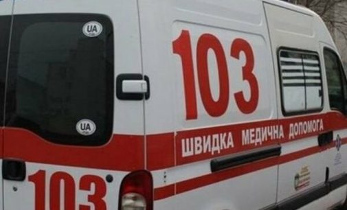 В центре Запорожья 31-летняя женщина выпала с четвертого этажа