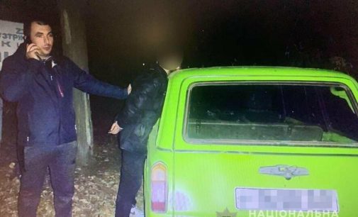 Запорожский полицейский во внерабочее время поймал автоугонщика на Хортице