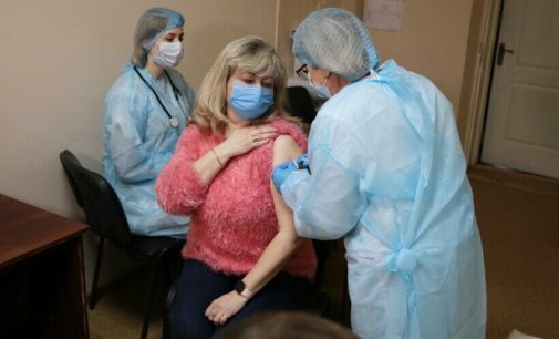 За последние сутки в Харьковской области более шести тысяч жителей вакцинировались от COVID-19