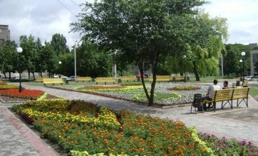 Зеленая зона вместо стихийного рынка: на Троещине построят парк