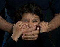 Увидел спящую на кровати сестру своей любовницы: в Харькове мужчина получил срок за изнасилование ребенка