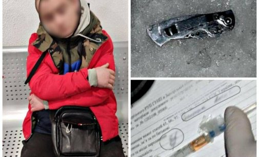 В Запорожье возле подъезда ограбили мужчину — грабителя удалось задержать патрульным
