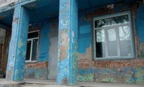 Городские власти Запорожья уговорили Минрегион не забирать деньги, выделенные на ремонт школы №53