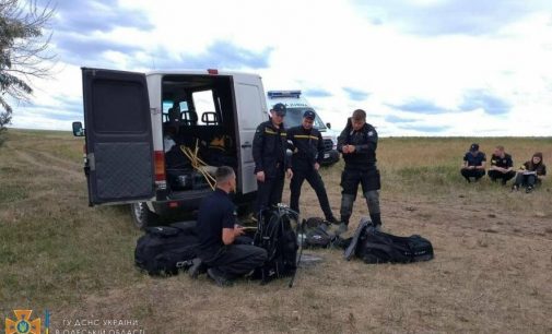 Пірнув та зник: на Одещині водолази шукають 23-річного чоловіка, — ФОТО, ОНОВЛЕНО