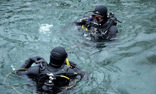 На Одещині вночі рятувальники дістали з води тіло чоловіка