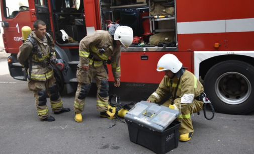 Необережне використання свічки: в Одесі на пожежі загинула жінка