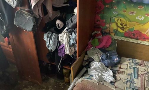 Пліснява та порожні холодильники: на Одещині перевірили складні сім’ї з дітьми,- ФОТО