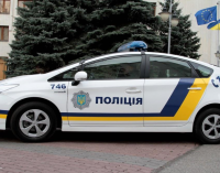 Одеські патрульні затримали фаната «руского міра» та знайшли на узбіччі гранату