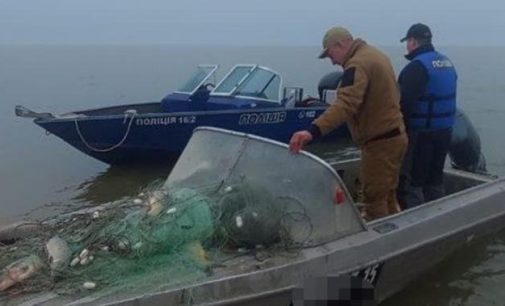 Ловив рибу у заповідній зоні: жителю Одещини загрожує строк до трьох років обмеження волі, — ФОТО, ВІДЕО