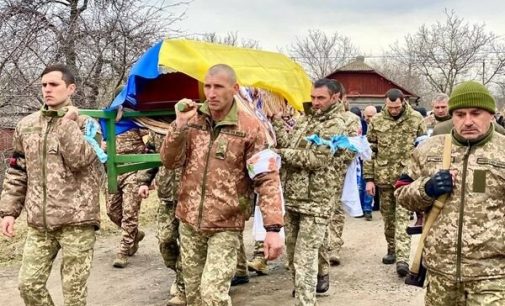 Загинув за рідну Вітчизну: на Одещині простилися з військовослужбовцем Русланом Жосаном, — ФОТО.