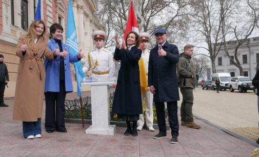 В Одесі урочисто відкрили інформаційну табличку ЮНЕСКО, — ФОТО