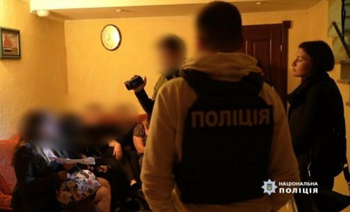 Втягували жінок у зайняття проституцією: в Одесі поліцейські викрили групу сутенерок