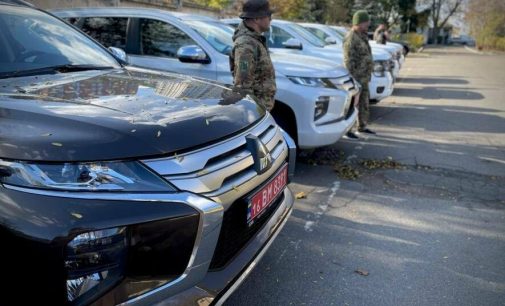 Одеській бригаді тероборони передали чергову партію автівок