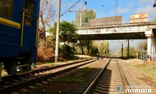 В Одесі під потягом загинула велосипедистка