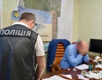 В Одеській області затримали заступника сільського голови за вимагання коштів з чоловіків призовного віку
