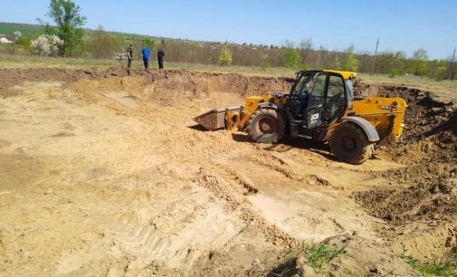 Двох жителів Одещини викрили під час незаконного видобутку піску, — ФОТО