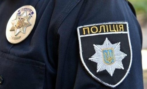 Можуть перебувати в Києві: поліція розшукує жительку Одещини, яка викрала дитину, — ФОТО