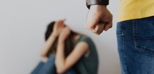 Жителя Одеської області покарають за систематичне домашнє насильство над жінкою