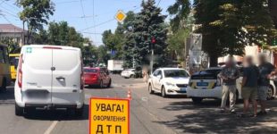 Поліцейські встановлюють обставини ДТП у центрі Одеси