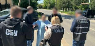 На Одещині жінка вимагала хабар за вплив на суддю, — ФОТО