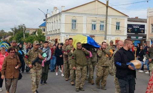 В Одеській області попрощалися із двома загиблими захисниками