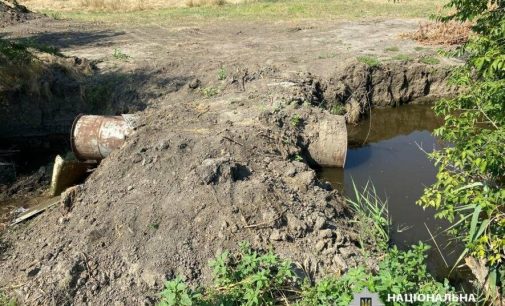 Перекрив річку дамбою, щоб поливати баштан: жителя Одещини судитимуть за незаконні оборудки