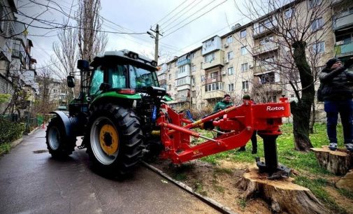 Новою технікою поповнився автопарк одеських комунальників, — ФОТО