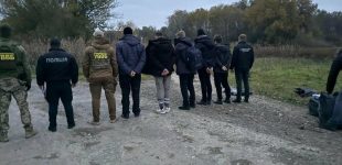 Житель Одещини спробував підкупити прикордонника та човнами переправити до Румунії 5 чоловіків, — ФОТО