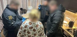 В Одесі викрили жінку, яка вербувала дівчат для сексуальної експлуатації в ЄС