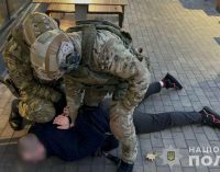 Провели 270 обшуків: поліцейські повідомили про підозру фігурантам, які незаконно переправляли чоловіків через держкордон