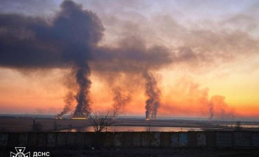 Пожежа на величезній площі сталася в Одеському районі, — ФОТО