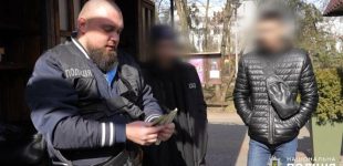 Посадовець Держгеокадастру на Одещині попався на хабарі – обіцяв «домовитися» з депутатами, — ФОТО