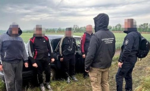 Мільйонний бізнес на ухилянтах: правоохоронець з Одещини заробляв 80 тисяч доларів на місяць, — ФОТО