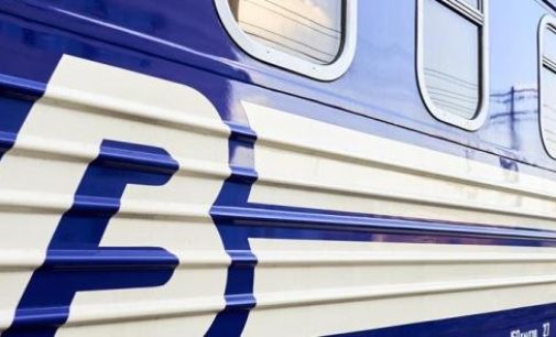 Одеські потяги спізнюються на години через аварію на Хмельниччині