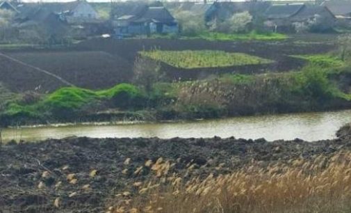 Викопав собі ставок: одеситу загрожує покарання за самовільну водойму